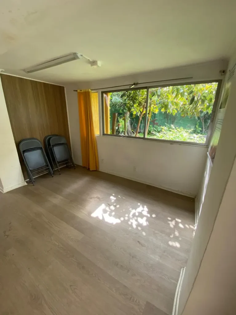 D_NQ_NP_2X_962737-MLC95018154622_102025-F-preciosa-casa-secundaria-oficina-con-entrada-independiente